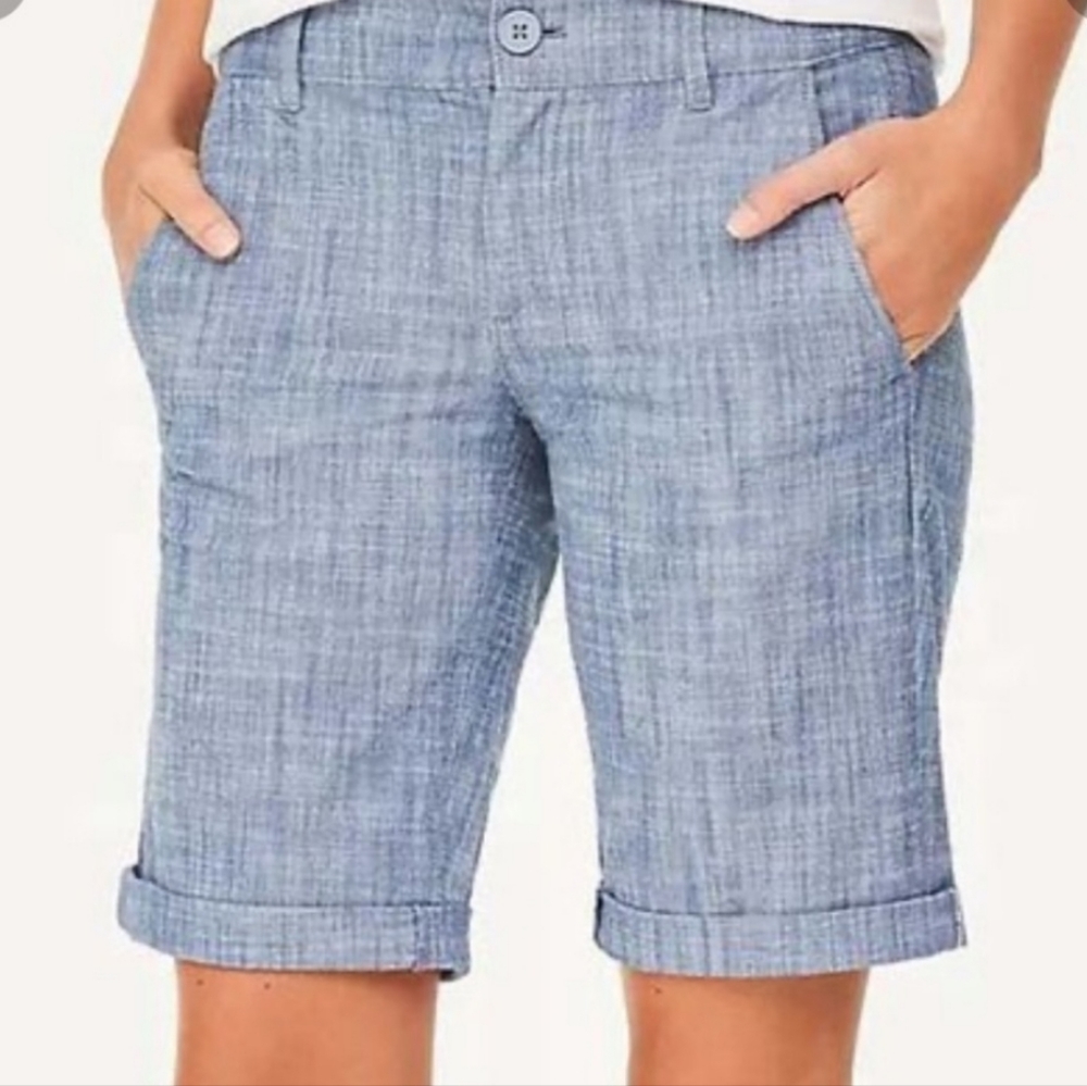 NWT Loft Bermuda Blue Chambray Short Size 8